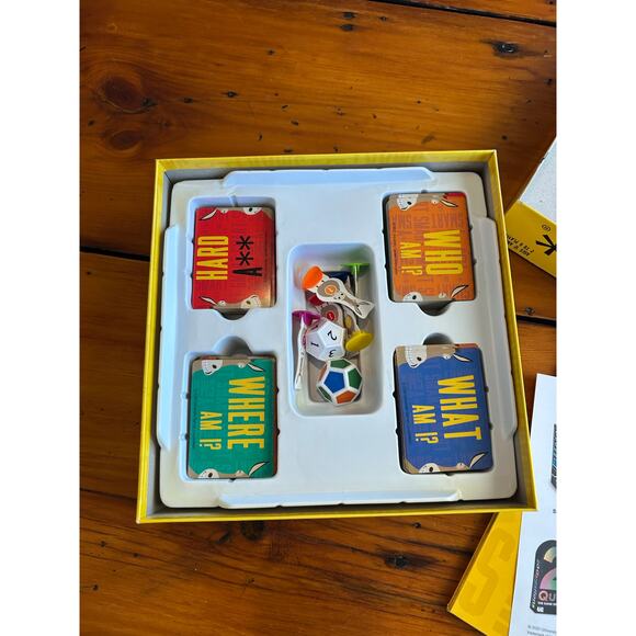 Smartass Board Game - Complete and Ready to Play! - Picture 3 of 4